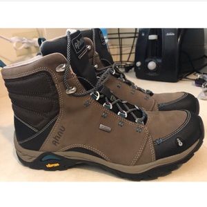 Ahnu Womens Hiking Boots
